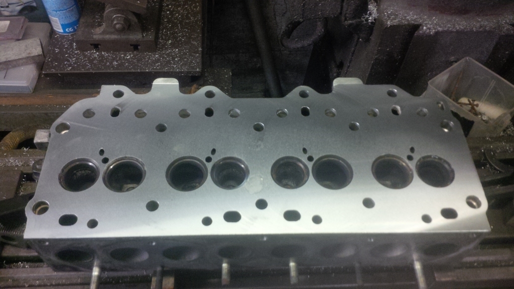 Land Rover cylinder head finished